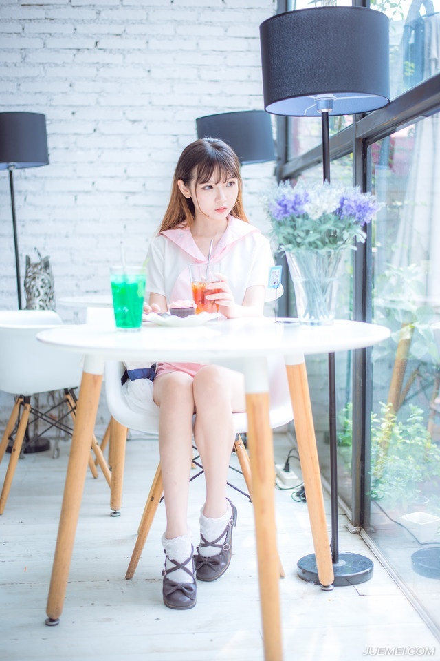 三个人的友情，必定有一个人受伤。